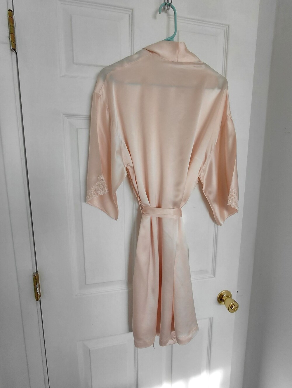 Nordstrom Silk Pink Robe - Picture 2 of 4